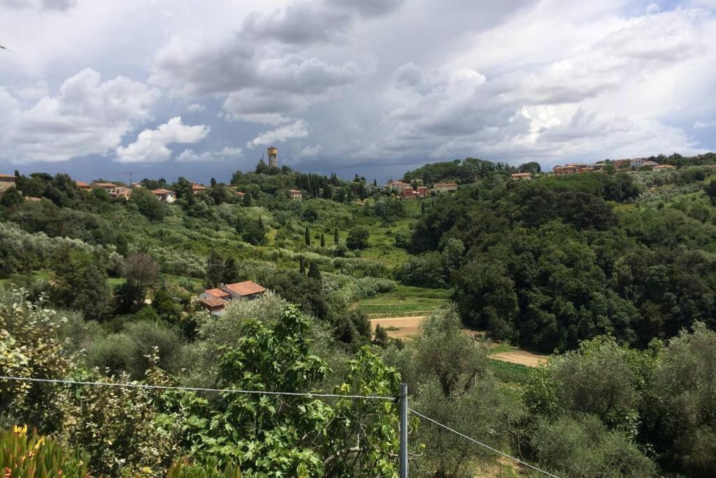 Апартаменты Campagna Toscana Presso Terme Лари Экстерьер фото